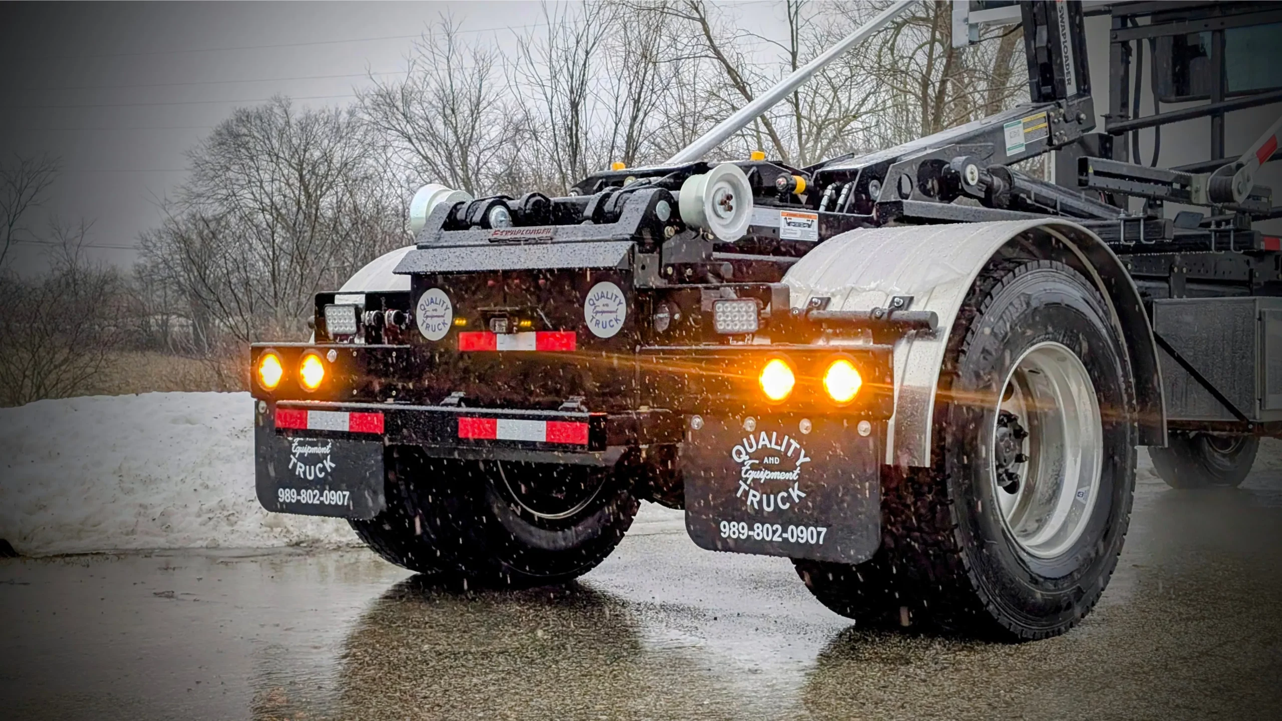 2026 Peterbilt 536 Hooklift - SHOW TRUCK 2026 Peterbilt 536 Hooklift - SHOW TRUCK - image 4 of 6