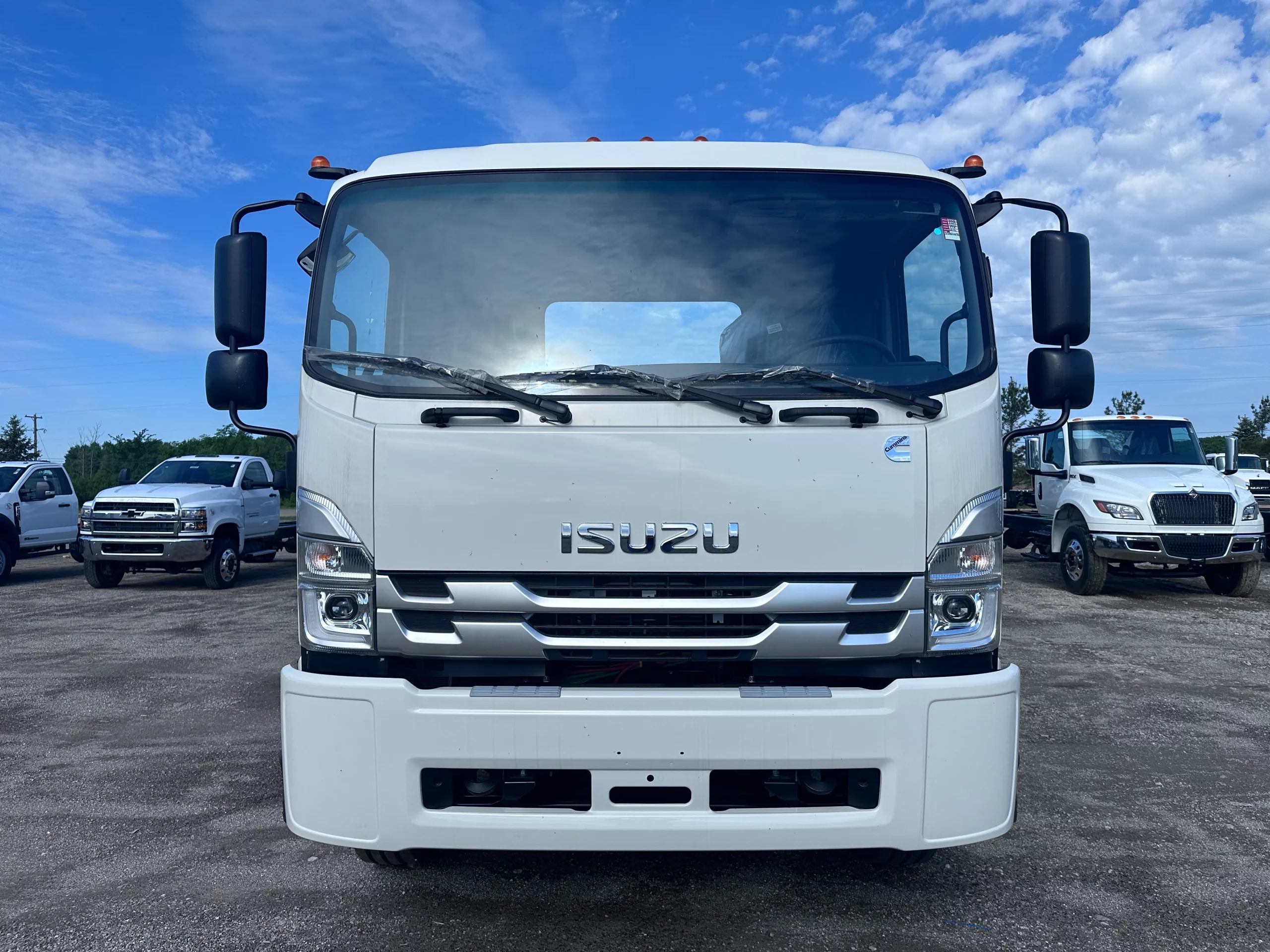 NEW 2025 Isuzu FTR Hooklift Truck - image 2 of 6