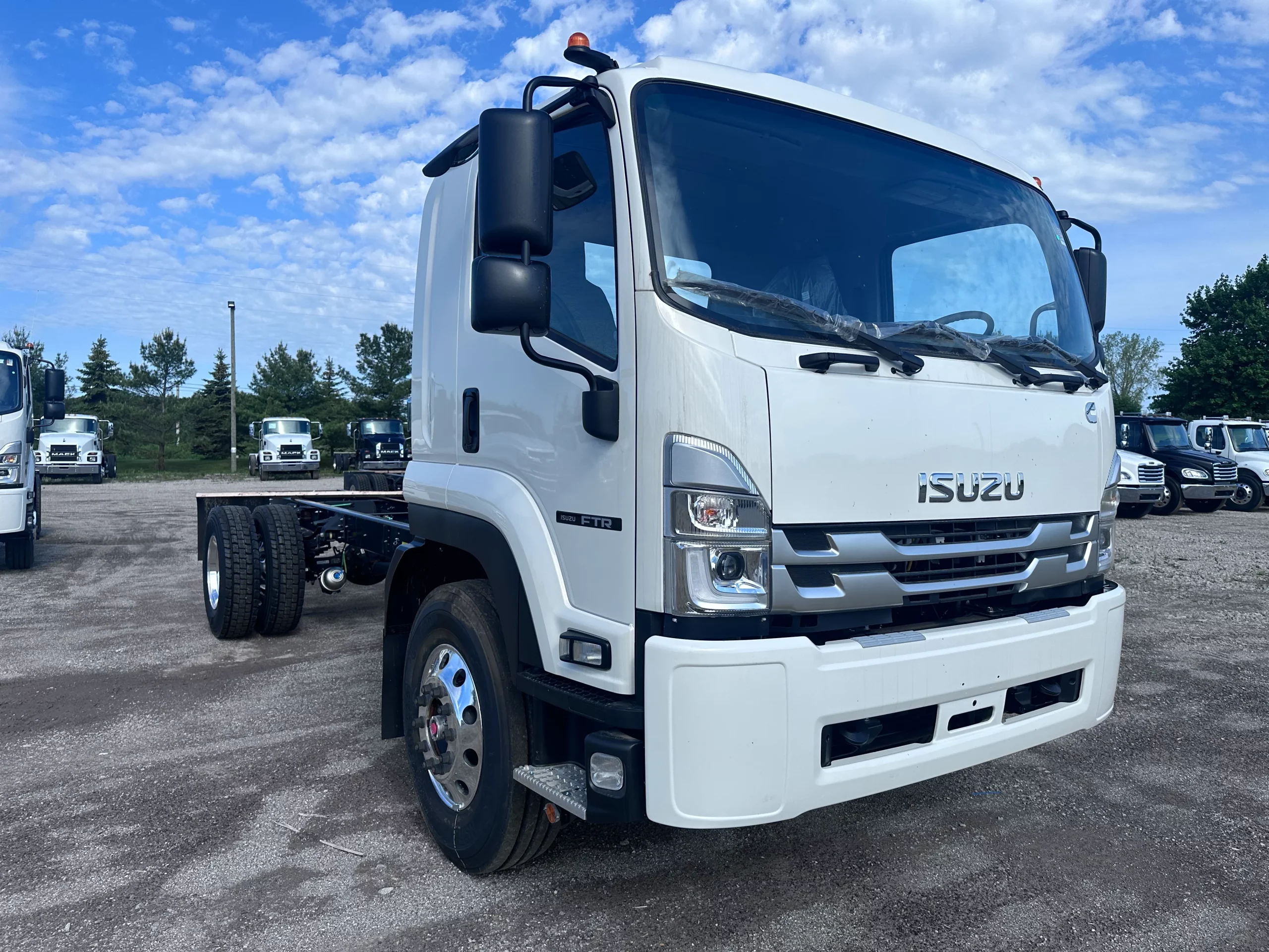 NEW 2025 Isuzu FTR Hooklift Truck - image 1 of 6