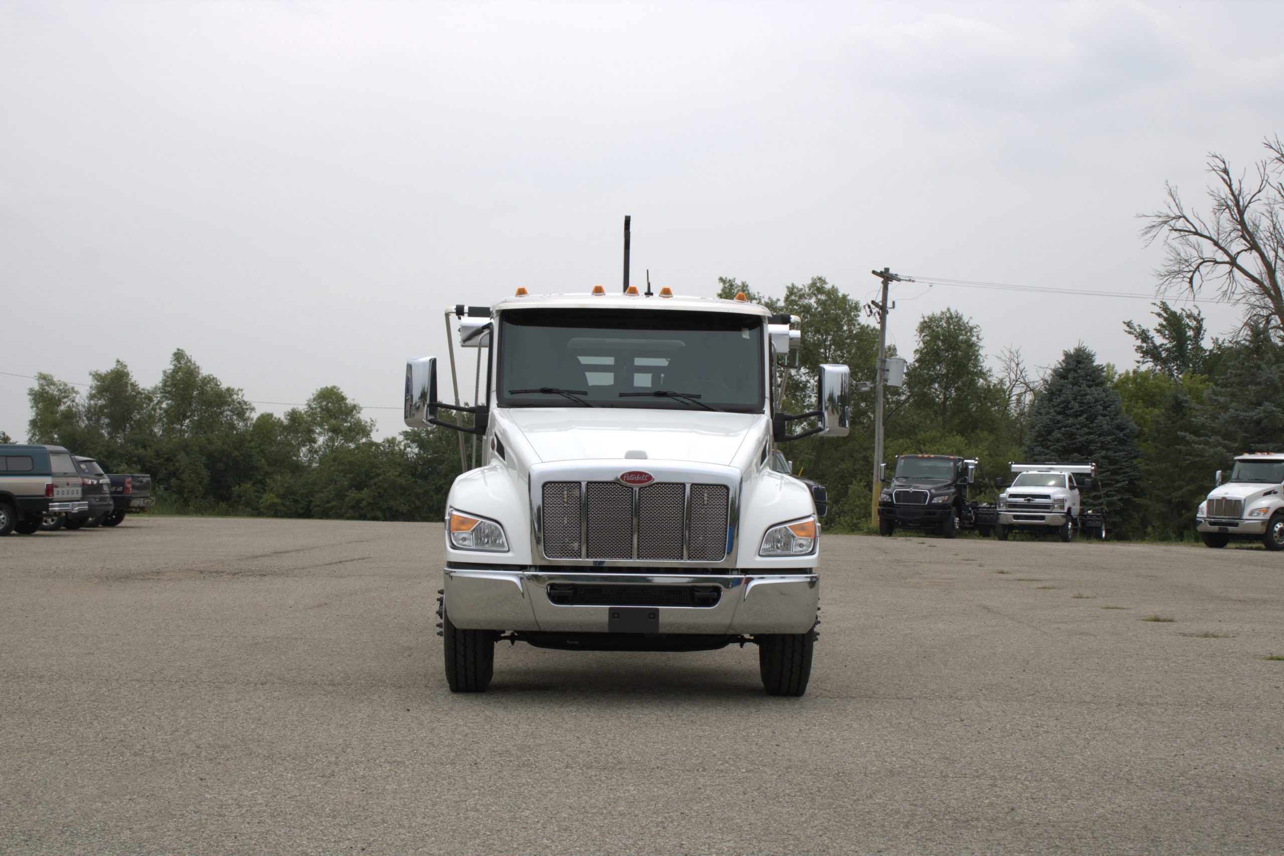 New 2026 Peterbilt 536 Hooklift Truck NEW 2026 Peterbilt 536 Hooklift Truck - image 1 of 6