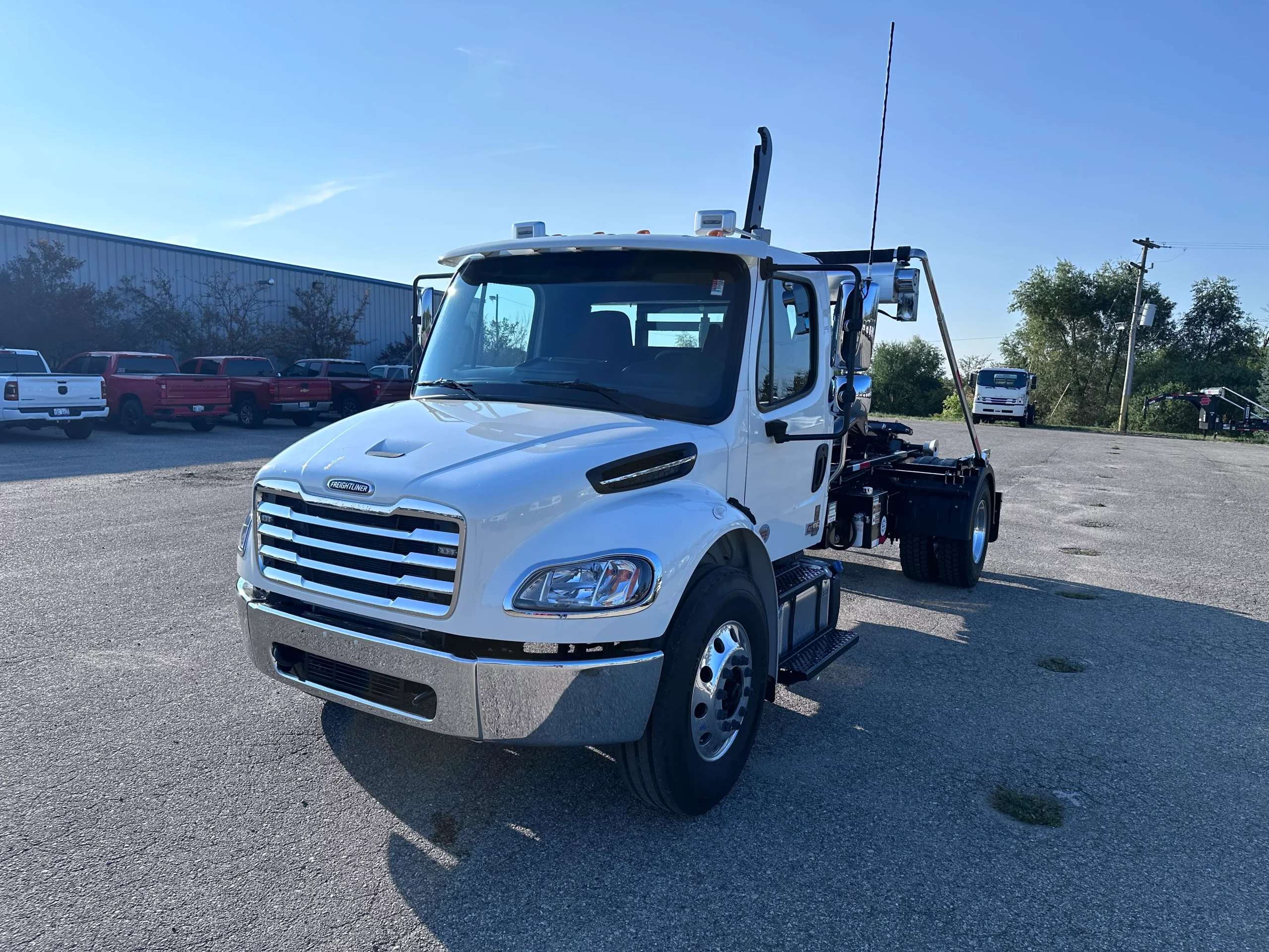 NEW 2025 Freightliner M2 Hooklift Truck NEW 2025 Freightliner M2 Hooklift Truck - image 3 of 6