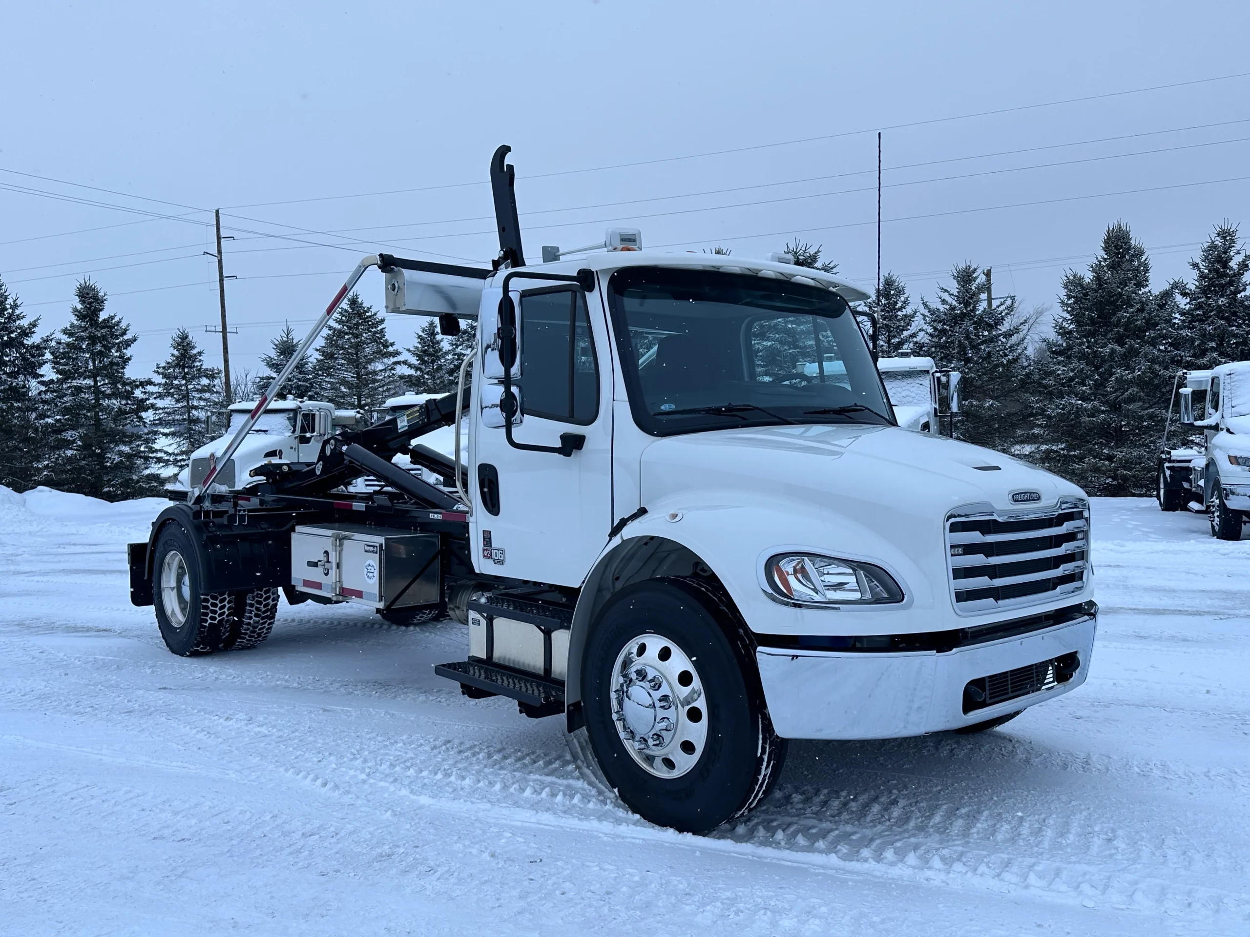 New 2026 Freightliner M2 Hooklift Truck NEW 2026 Freightliner M2 Hooklift Truck - image 1 of 6