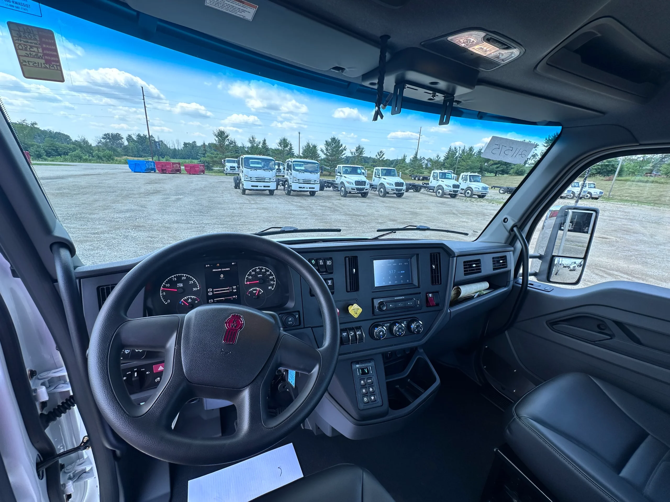 NEW 2026 Kenworth T380 Hooklift Truck - image 6 of 6