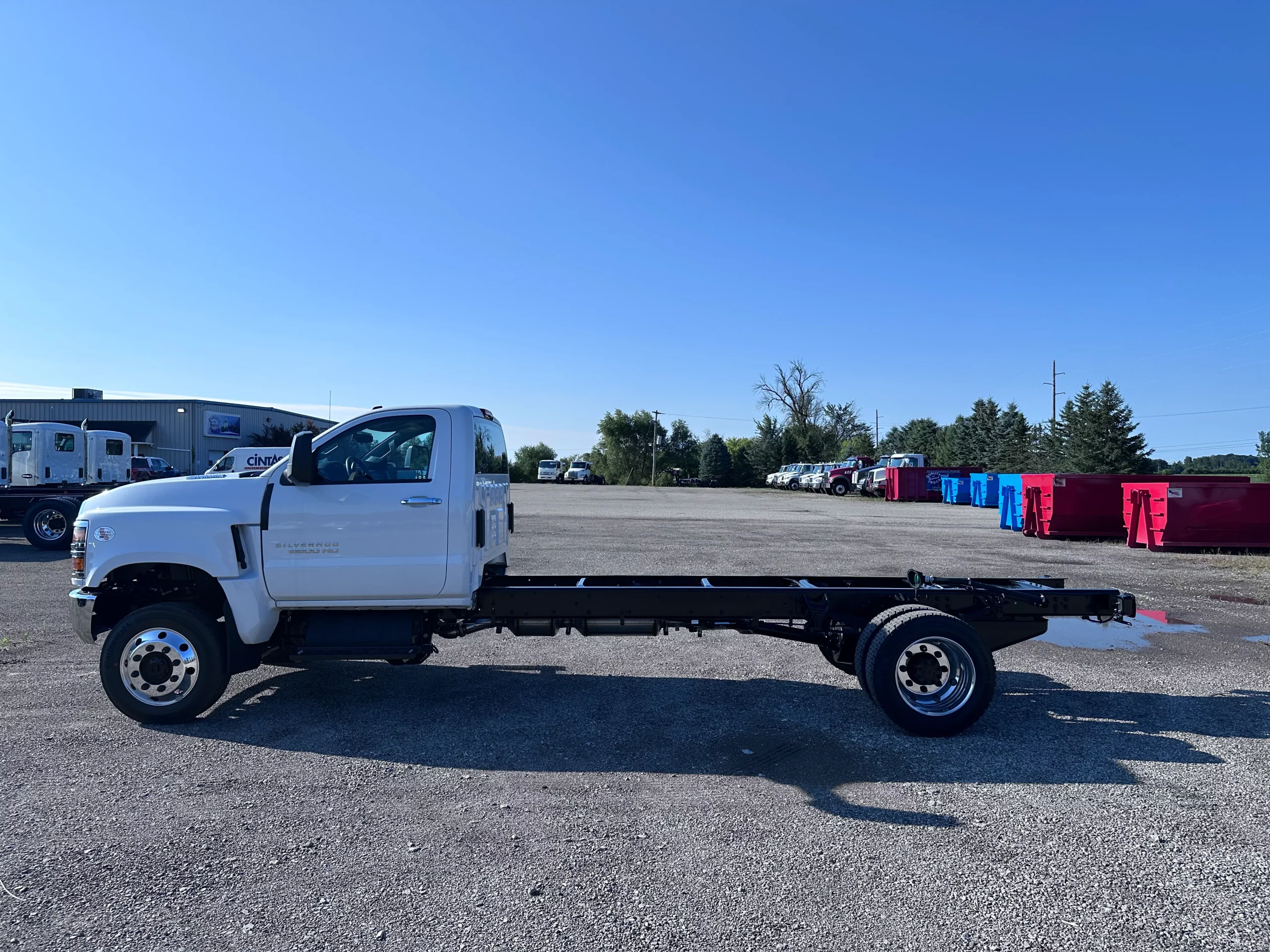 NEW 2025 Chevy 6500 Hooklift Truck - image 5 of 6