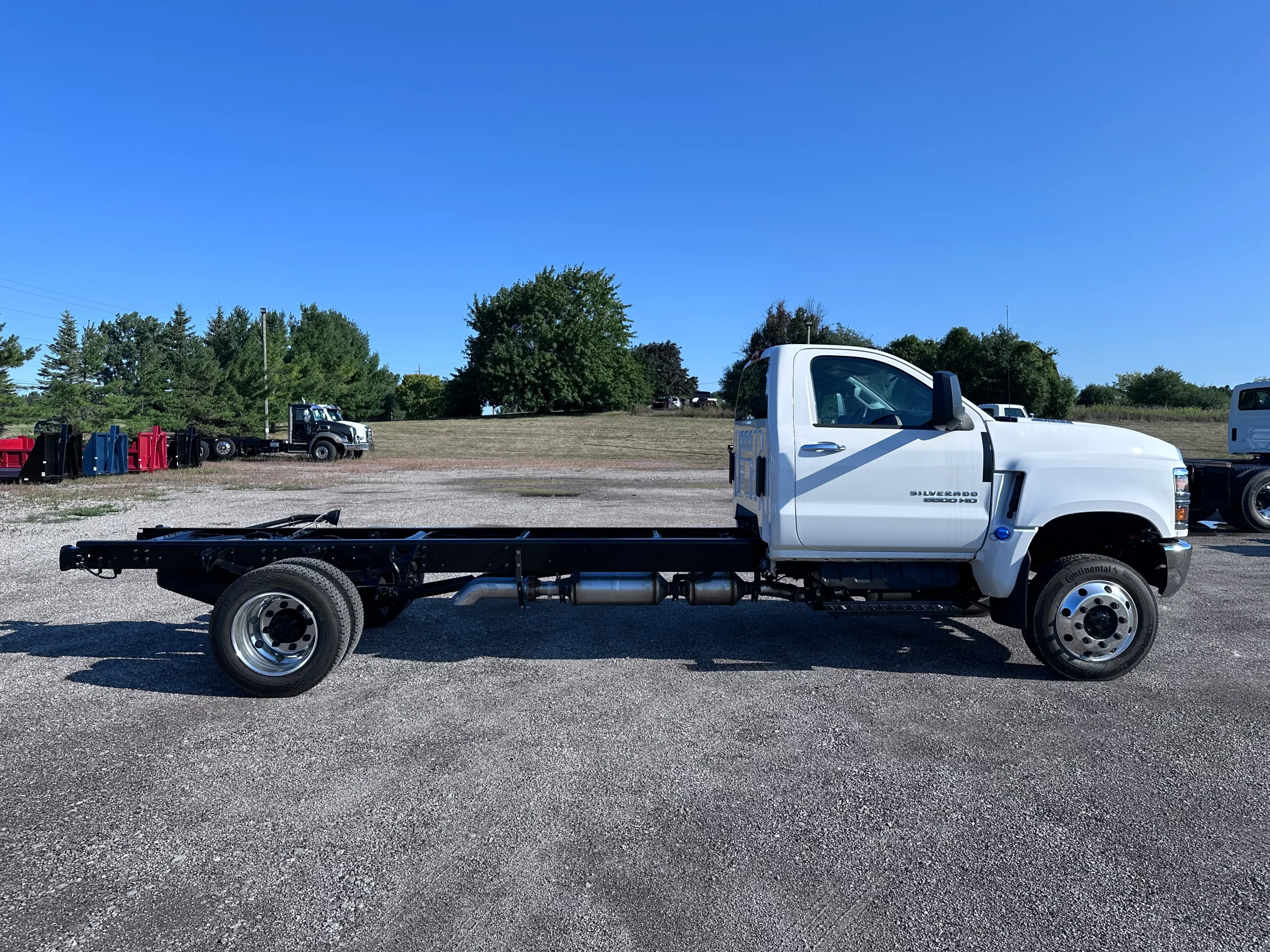 NEW 2025 Chevy 6500 Hooklift Truck - image 4 of 6
