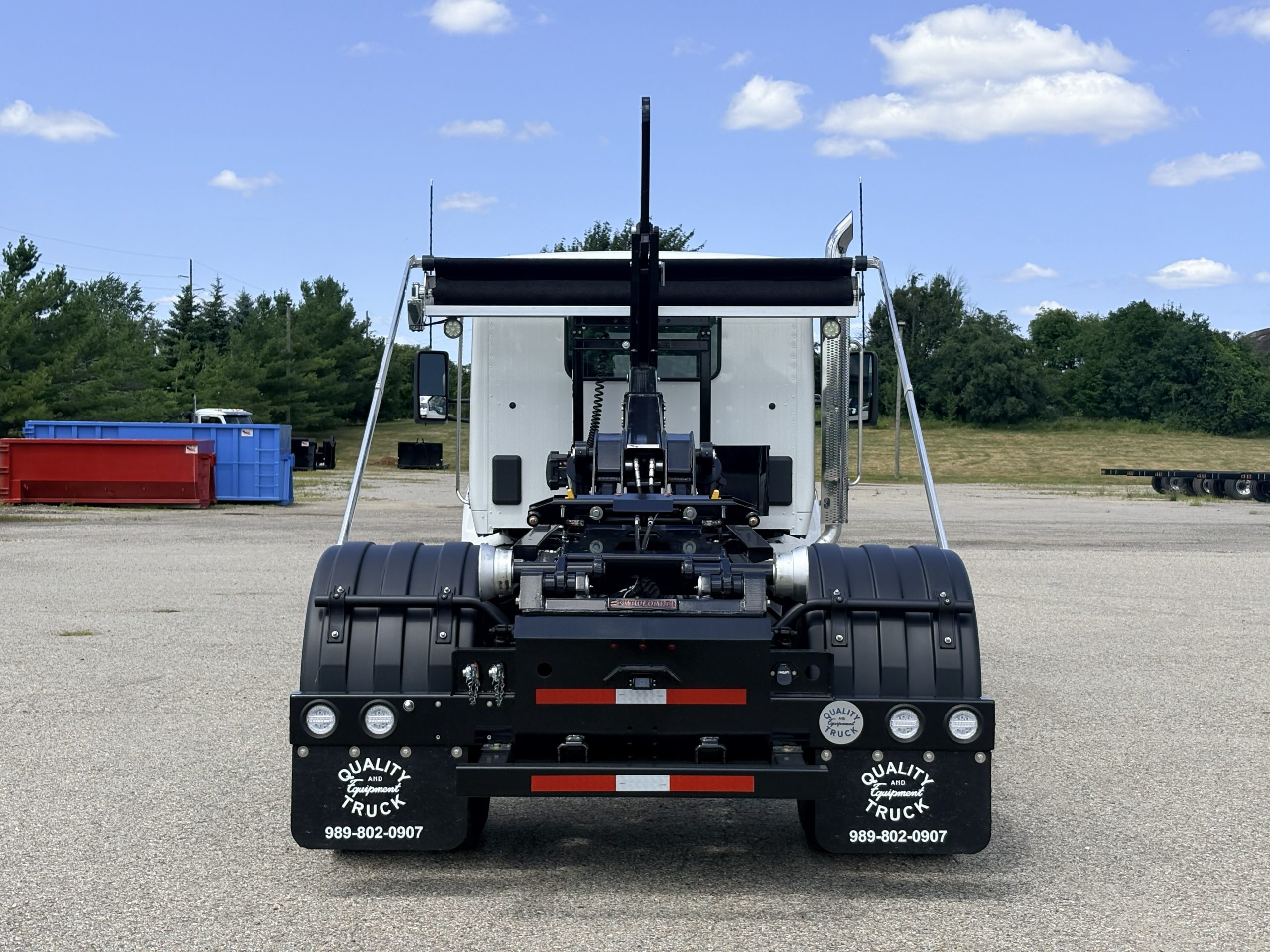 NEW 2026 Kenworth T280 Hooklift Truck NEW 2026 Kenworth T280 Hooklift Truck - image 5 of 6