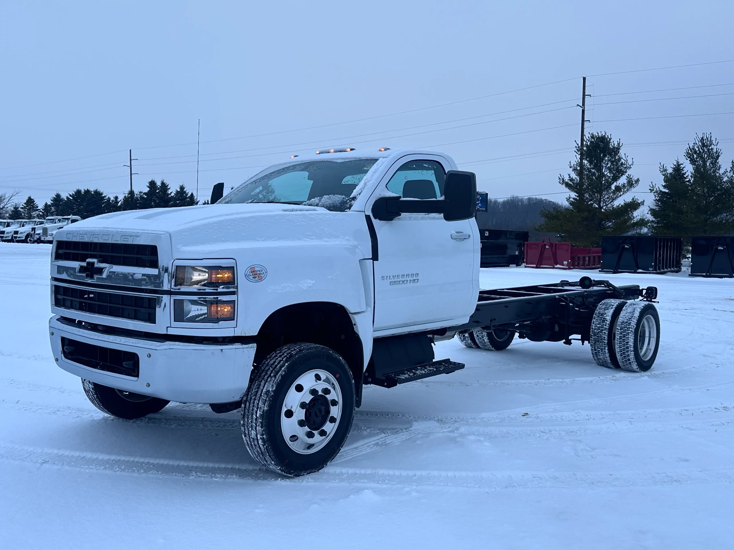 New 2025 Chevy 6500 Hooklift Truck NEW 2025 Chevy 6500 Hooklift Truck - image 3 of 6
