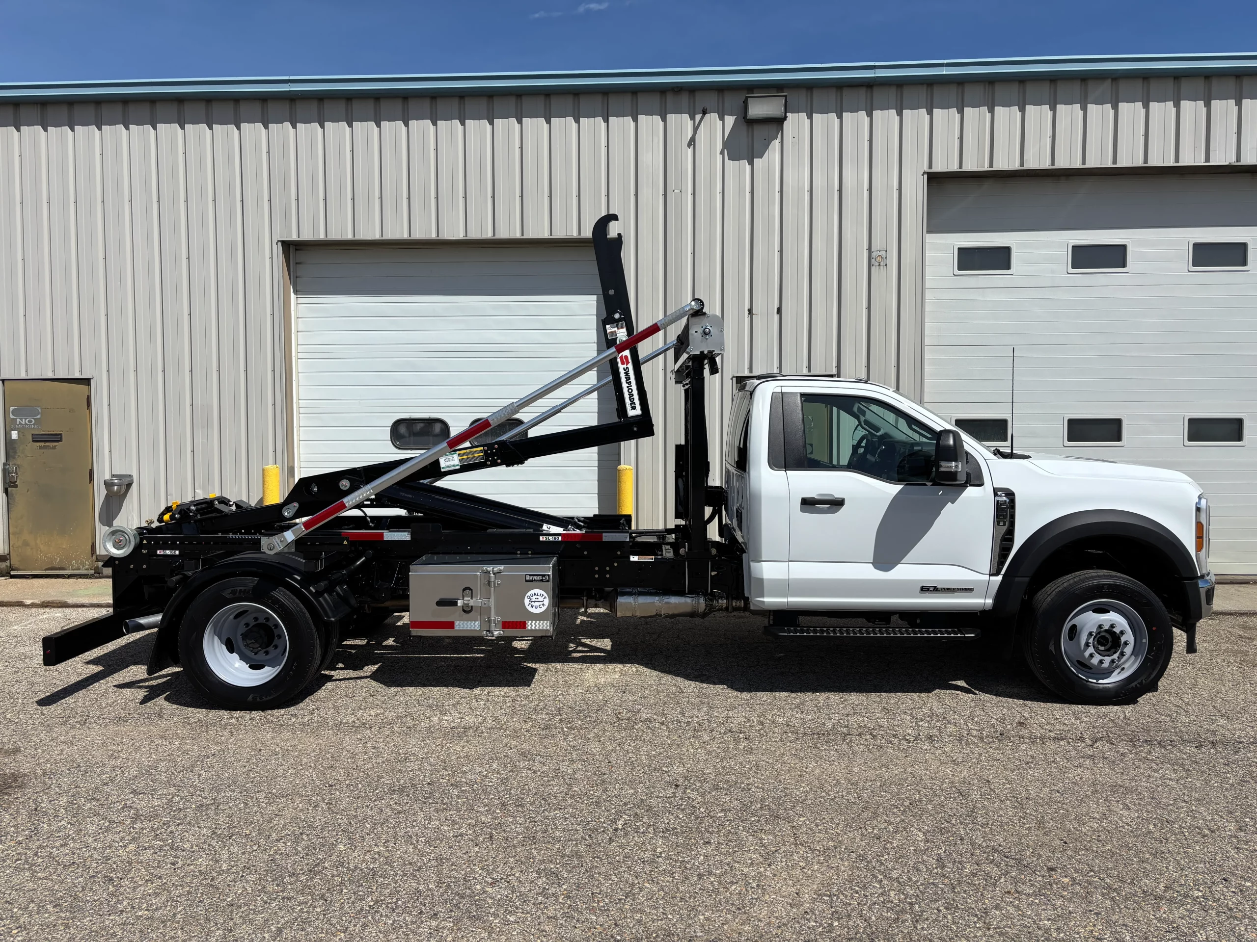 NEW 2026 Ford F600 XL Hooklift Truck NEW 2026 Ford F600 XL Hooklift Truck - image 3 of 6