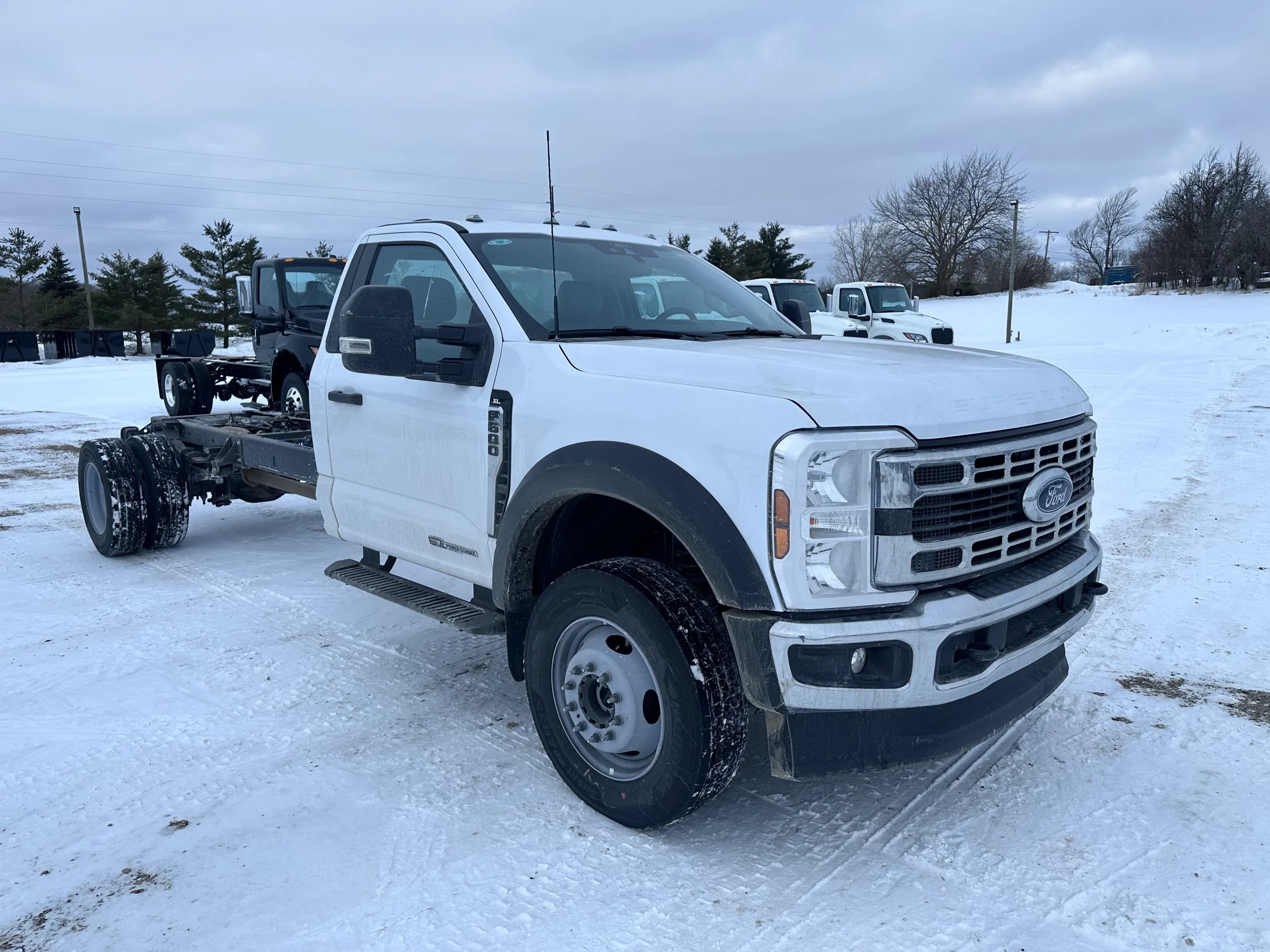 New 2026 Ford F600 Xl Hooklift Truck NEW 2026 Ford F600 XL Hooklift Truck - image 1 of 6
