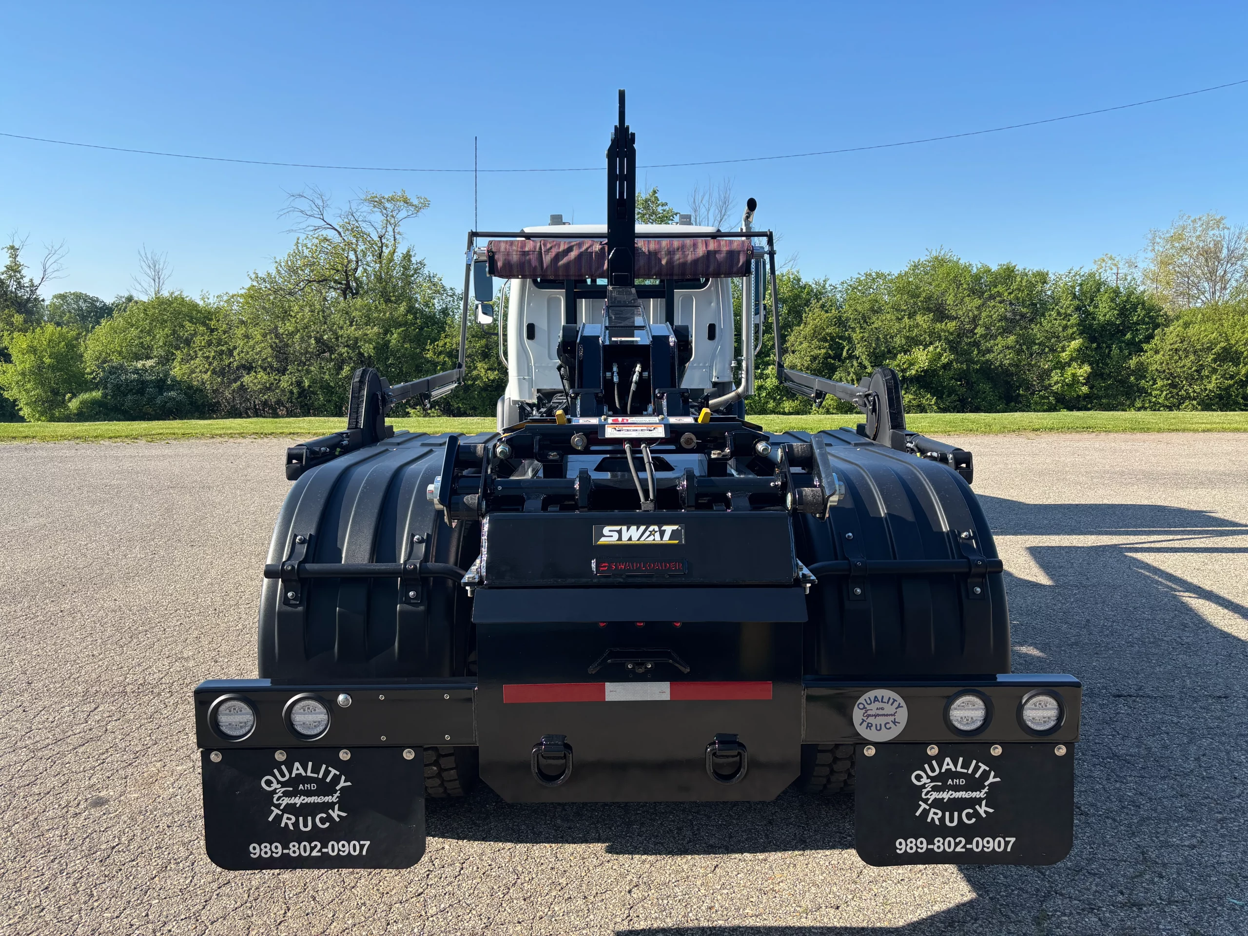 NEW 2027 Freightliner 114SD Hooklift Truck NEW 2027 Freightliner 114SD Hooklift Truck - image 6 of 6