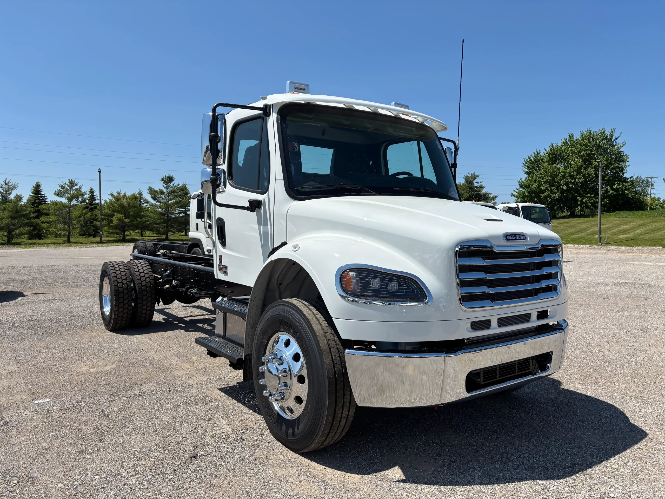 NEW 2027 Freightliner M2 Hooklift Truck NEW 2027 Freightliner M2 Hooklift Truck - image 1 of 6