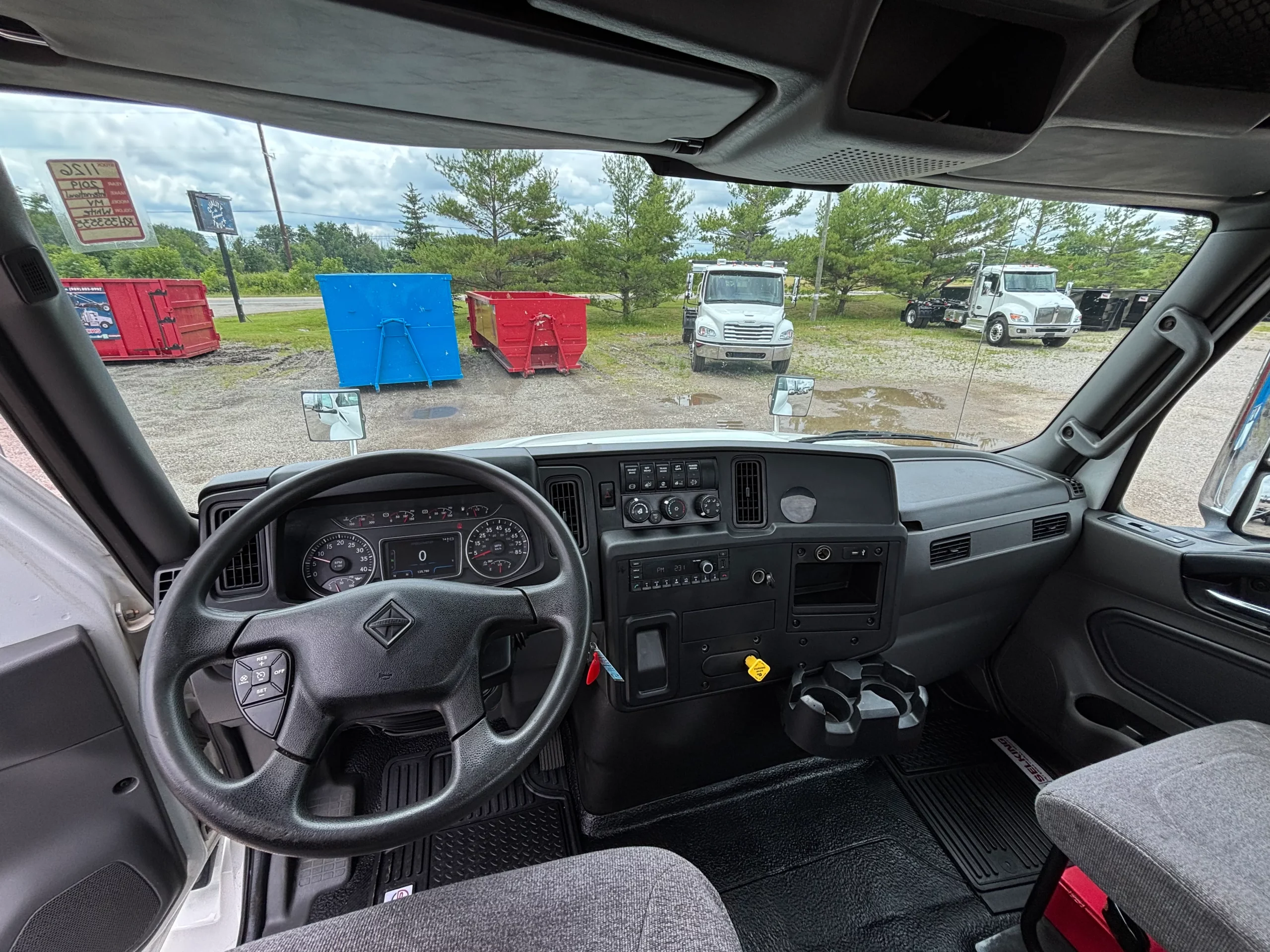 USED 2019 International MV Hooklift Truck USED 2019 International MV Hooklift Truck - image 6 of 6