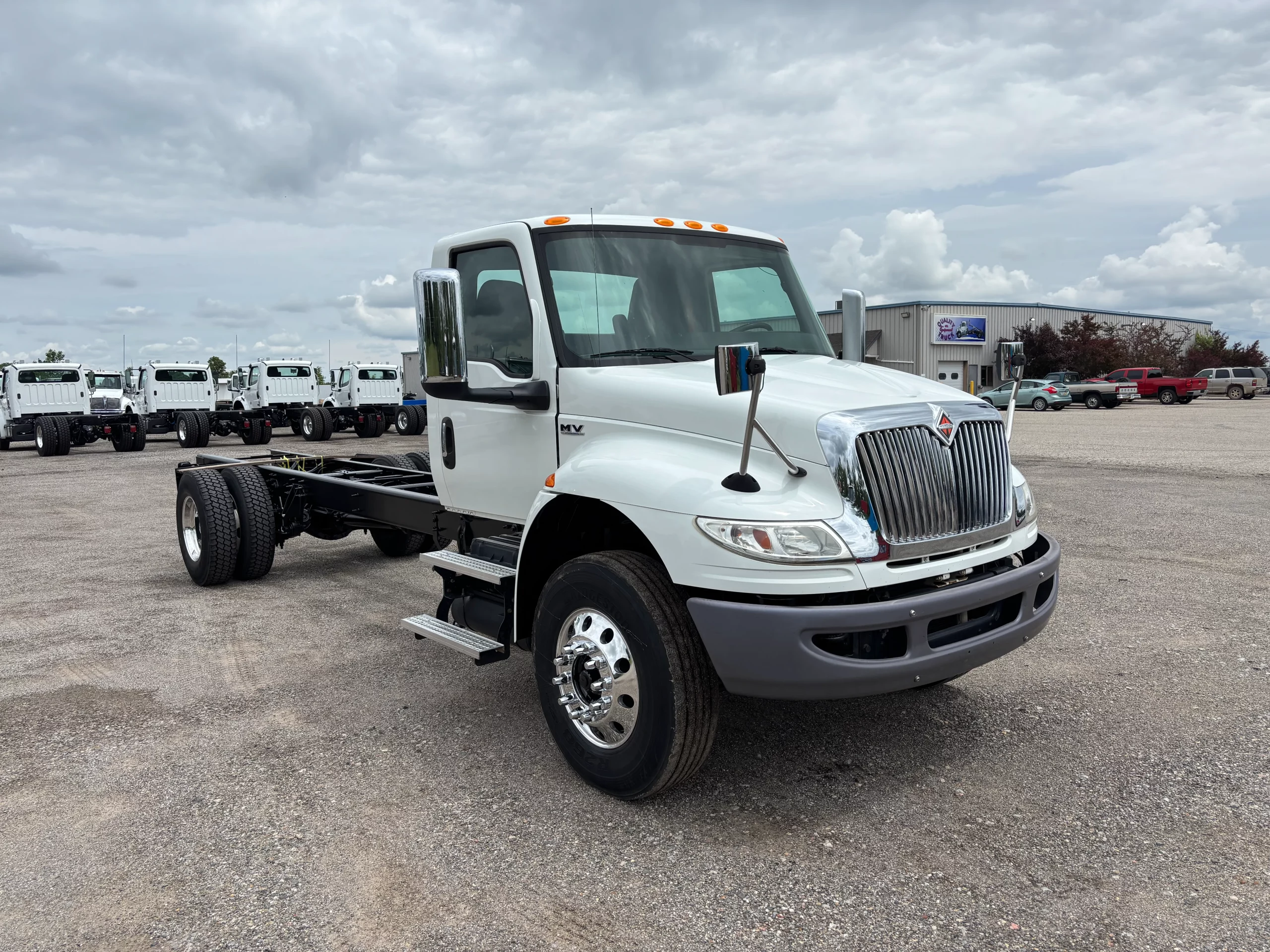 USED 2019 International MV Hooklift Truck USED 2019 International MV Hooklift Truck - image 1 of 6