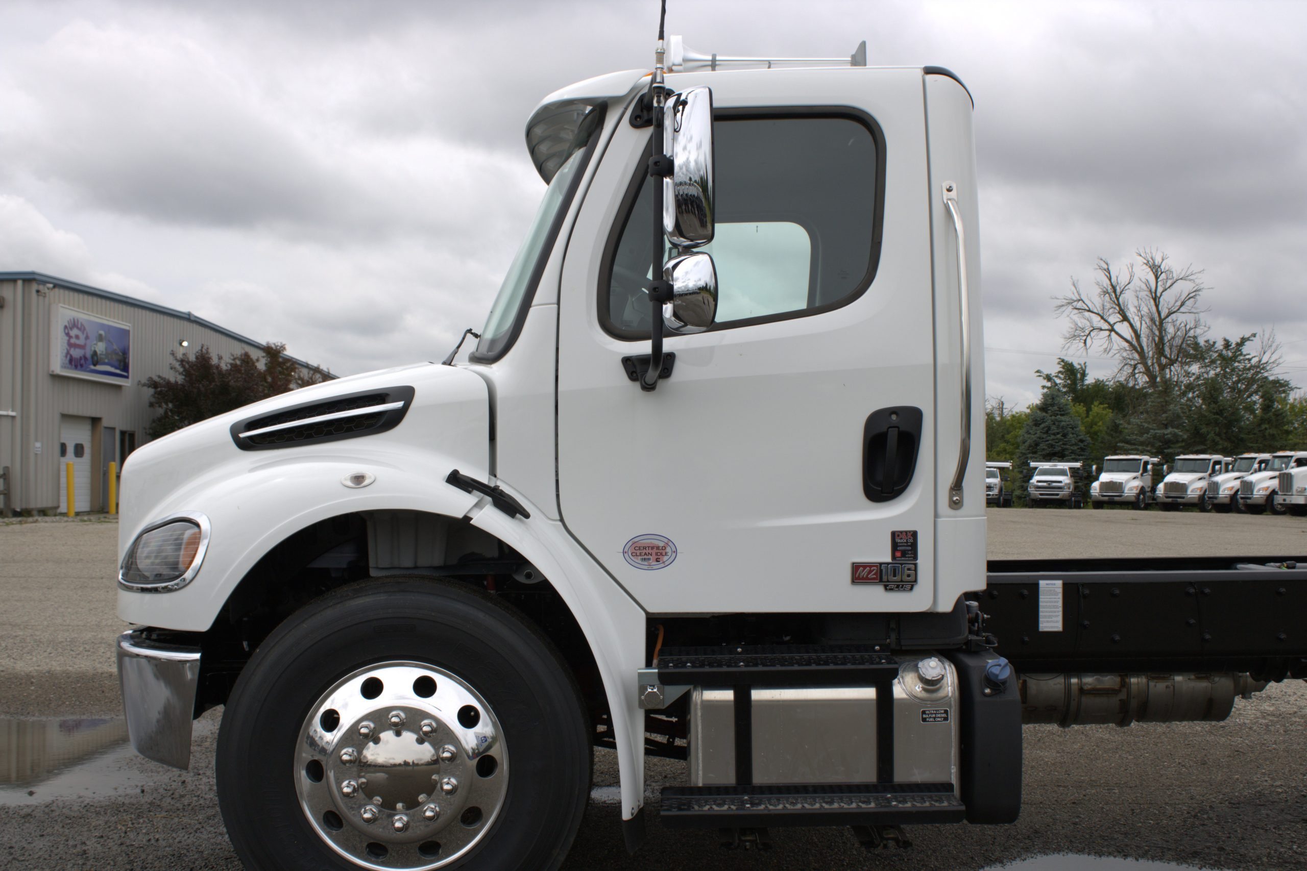 NEW 2027 Freightliner M2 Hooklift Truck NEW 2027 Freightliner M2 Hooklift Truck - image 4 of 6