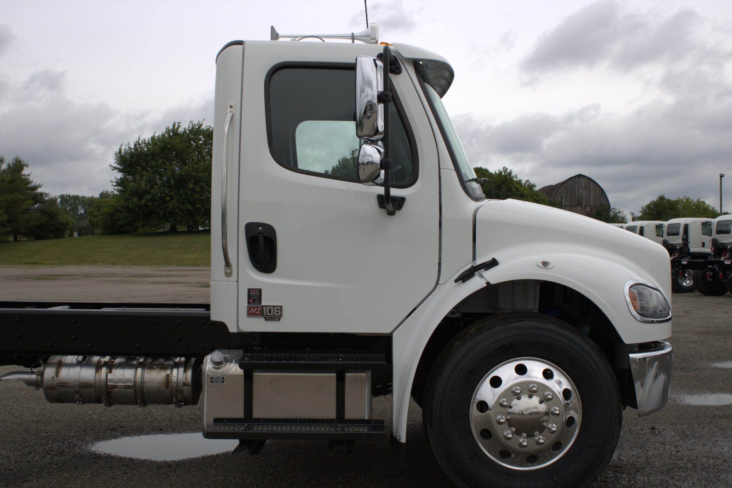NEW 2027 Freightliner M2 Hooklift Truck NEW 2027 Freightliner M2 Hooklift Truck - image 5 of 6