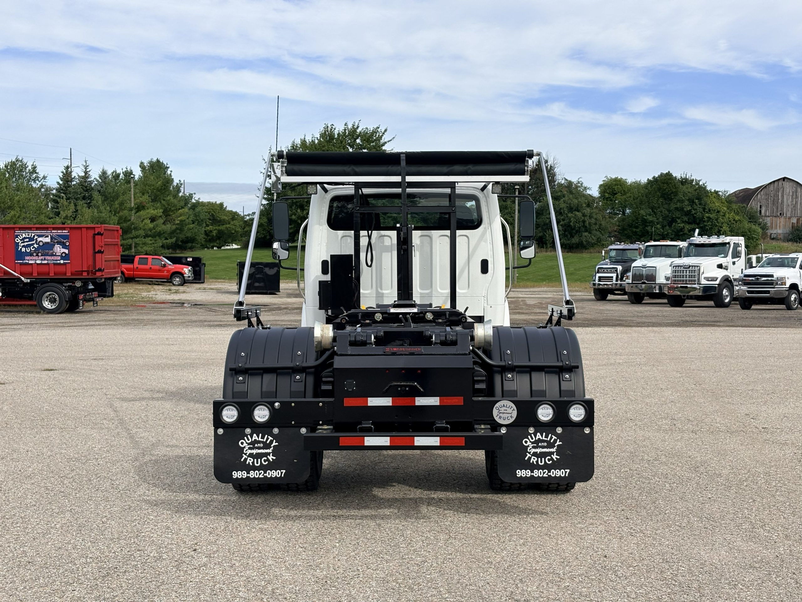 NEW 2027 Freightliner M2 Hooklift Truck NEW 2027 Freightliner M2 Hooklift Truck - image 6 of 6