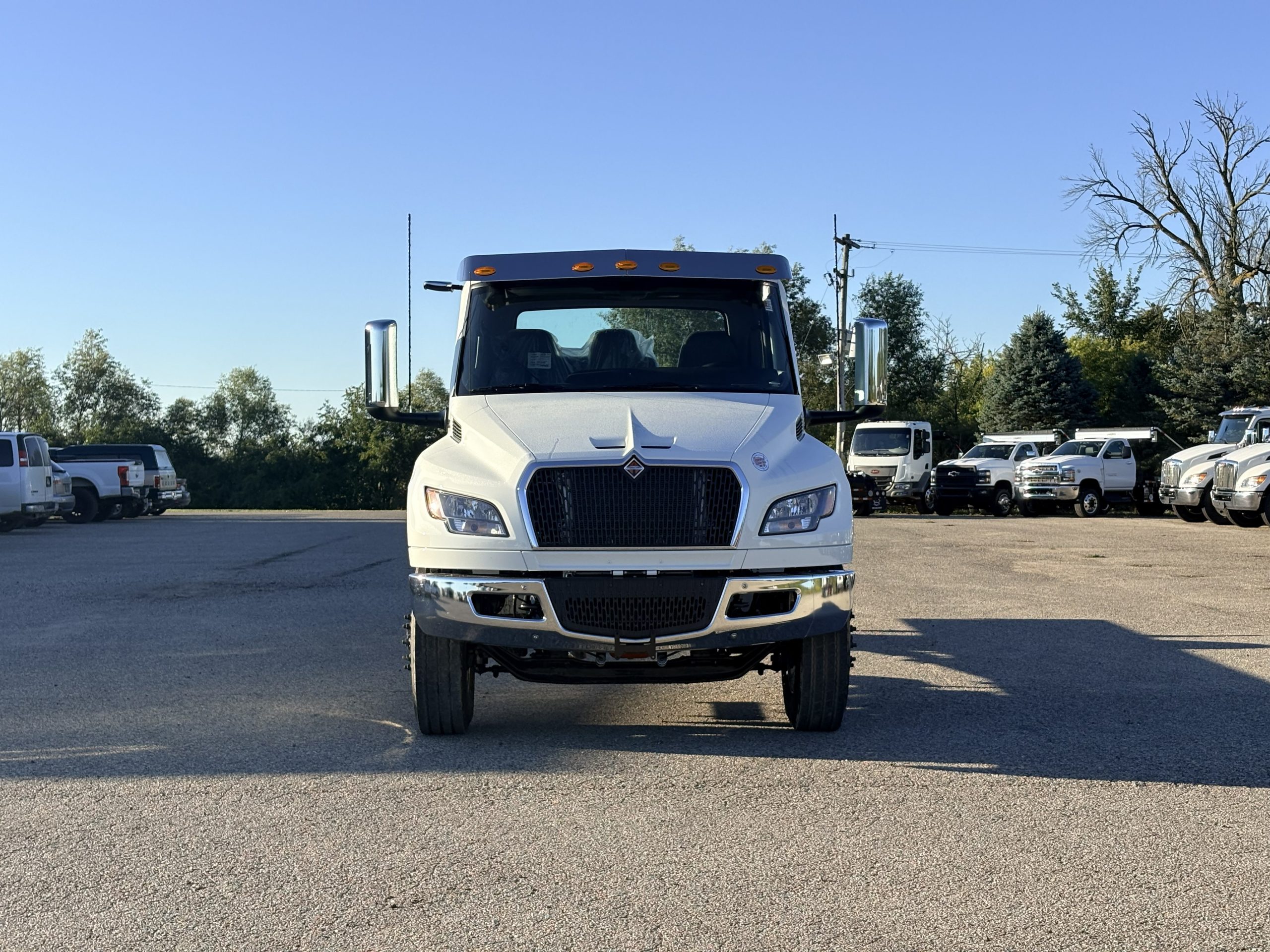 New 2027 International Mv Hooklift Truck NEW 2027 International MV Hooklift Truck - image 2 of 6