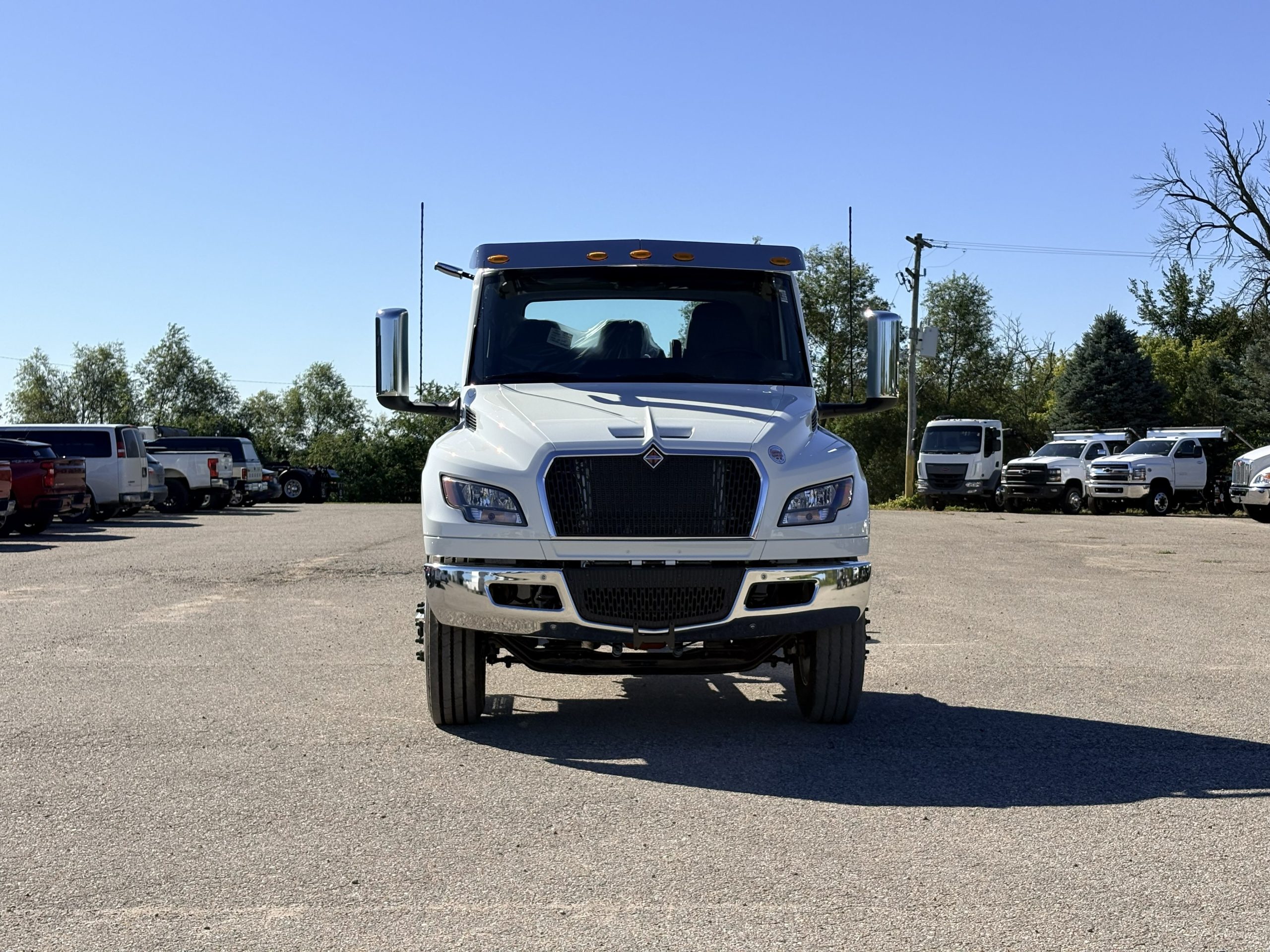 New 2027 International Mv Hooklift Truck NEW 2027 International MV Hooklift Truck - image 2 of 6