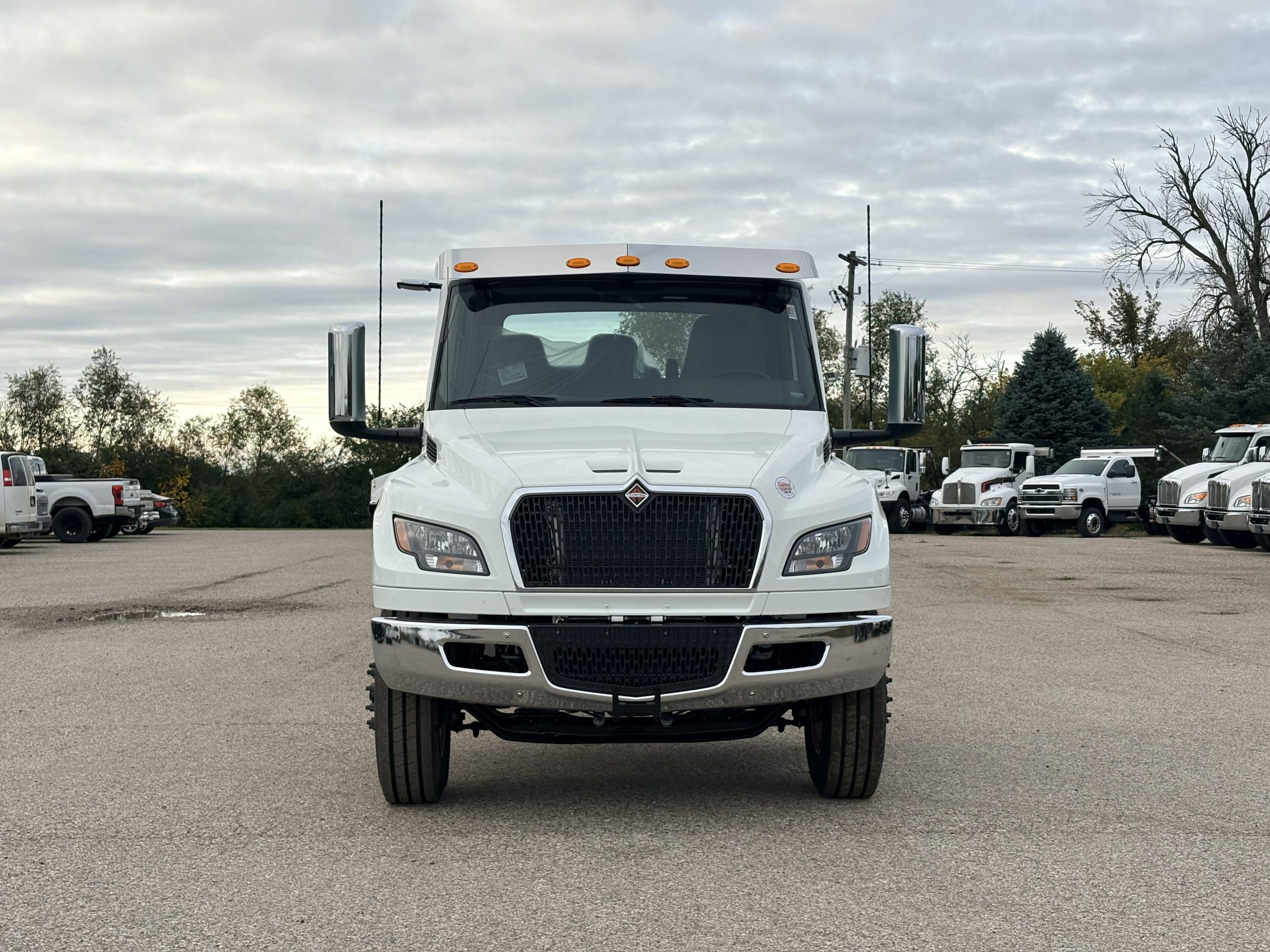 New 2027 International Mv Hooklift Truck NEW 2027 International MV Hooklift Truck - image 1 of 6